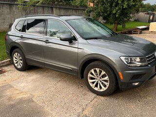 2017 Volkswagen Tiguan Allspace II, серый, 2280000 рублей, вид 4