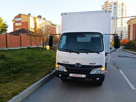 2015 Hino Series 300 (Dutro), белый, 2650000 рублей, вид 1