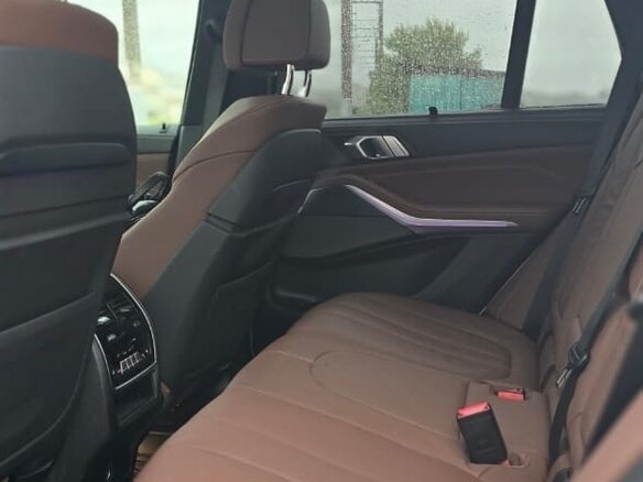 2020 BMW X5 40i IV (G05/G18), белый, 6500000 рублей - вид 30