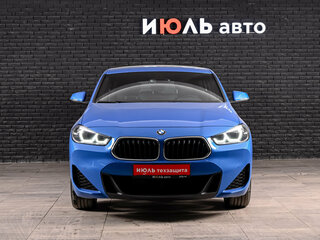 2021 BMW X2 xDrive18d I (F39), синий, 3850000 рублей, вид 2