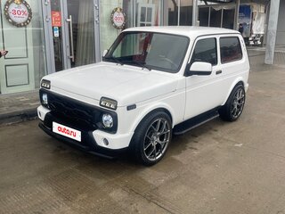 2019 Lada (ВАЗ) 2121 (4x4) Urban I Рестайлинг (2020), белый, 770000 рублей, вид 1