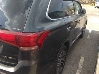 2016 Mitsubishi Outlander III Рестайлинг 2, серый, 3000000 рублей, вид 2