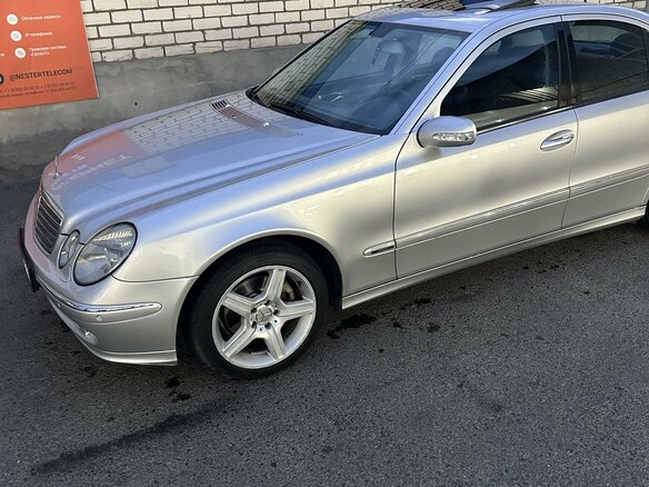 2004 Mercedes-Benz E-Класс 200 III (W211, S211), серебристый, 1300000 рублей - вид 8