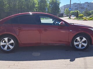 2011 Chevrolet Cruze I, красный, 500000 рублей, вид 3