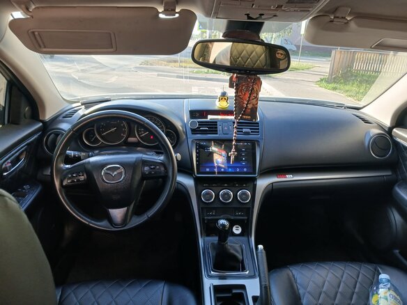 2010 Mazda 6 II (GH) Рестайлинг, белый, 700000 рублей - вид 8