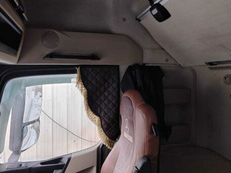 2016 Mercedes-Benz Actros, белый, 10500000 рублей, вид 3
