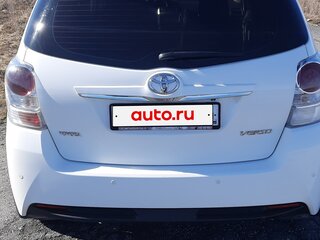2014 Toyota Verso I Рестайлинг, белый, 1480000 рублей, вид 2