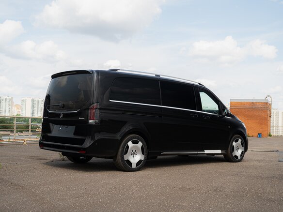 2025 Mercedes-Benz V-Класс Extra Long 300 d экстра длинный III (W447) Рестайлинг 2, чёрный, 25000000 рублей - вид 3