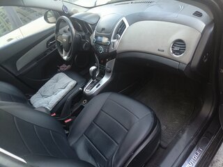 2013 Chevrolet Cruze I Рестайлинг, серый, 600000 рублей, вид 4