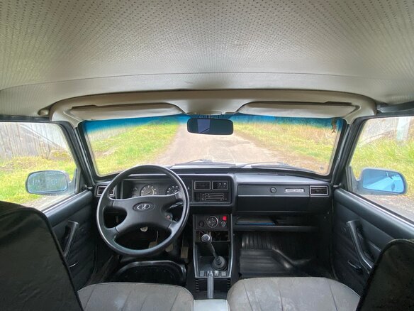 2002 Lada (ВАЗ) 2107, белый, 65000 рублей - вид 12