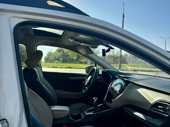 2020 Subaru Outback VI, белый, 2200000 рублей - вид 2