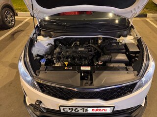 2021 Kia Rio IV Рестайлинг, белый, 1700000 рублей, вид 5