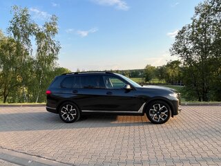 2019 BMW X7 30d I (G07), серый, 6490000 рублей, вид 3