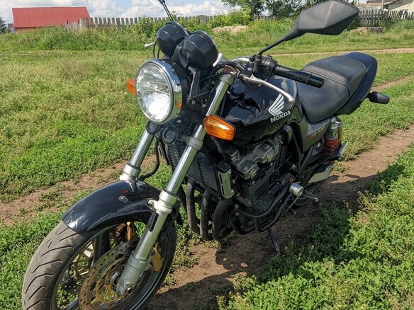 2001 Honda CB 400 Super Four, чёрный, 250000 рублей - вид 2