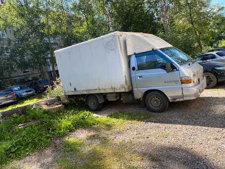 2012 Hyundai Porter, серебристый, 530000 рублей, вид 2