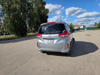 2019 Honda Freed II Рестайлинг, серый, 1595000 рублей, вид 4