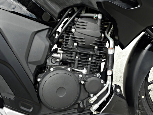 2020 Yamaha FZ25 Fazer, чёрный, 360000 рублей - вид 21