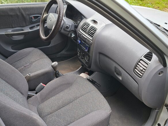 2006 Hyundai Accent ТагАЗ II, серебристый, 250000 рублей - вид 9