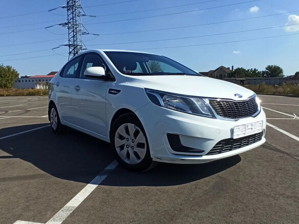 2014 Kia Rio III, белый, 770000 рублей - вид 2