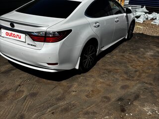 2012 Lexus ES 300h VI, белый, 1900000 рублей, вид 3