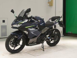 2021 Kawasaki Ninja 400, синий, 630000 рублей, вид 3