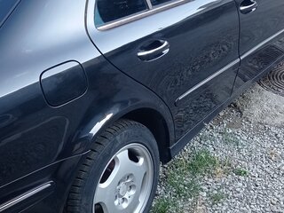 2007 Mercedes-Benz E-Класс 200 III (W211, S211) Рестайлинг, чёрный, 900000 рублей, вид 3