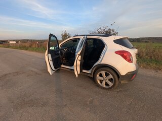 2014 Opel Mokka I, белый, 1400000 рублей, вид 4