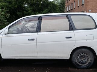 2000 Toyota Gaia, белый, 650000 рублей, вид 4