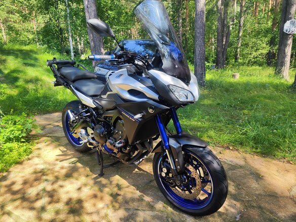 2015 Yamaha MT-09 Tracer (FJ-09), серебристый, 850000 рублей - вид 13