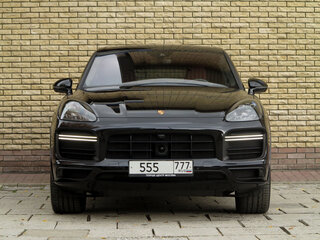 2018 Porsche Cayenne Turbo III, чёрный, 9200000 рублей, вид 2