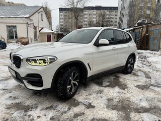 2019 BMW X3 20d xDrive III (G01), белый, 3800000 рублей, вид 2