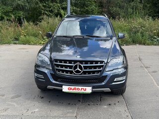 2011 Mercedes-Benz M-Класс 350 II (W164) Рестайлинг, серый, 1800000 рублей, вид 3