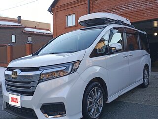 2018 Honda Stepwgn Spada V Рестайлинг, белый, 2600000 рублей, вид 1