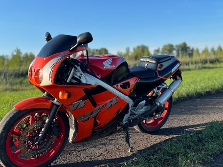 1995 Honda VFR 400, красный, 210000 рублей, вид 3