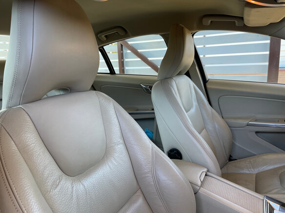 2011 Volvo S60 II, белый - вид 15