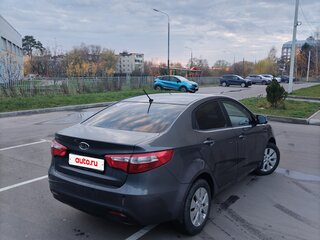 2011 Kia Rio 5-speed III, серый, 500000 рублей, вид 3