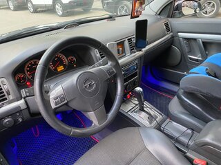 2006 Opel Vectra C Рестайлинг, чёрный, 650000 рублей, вид 4