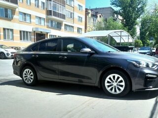 2018 Kia Cerato IV, серый, 1850000 рублей, вид 4