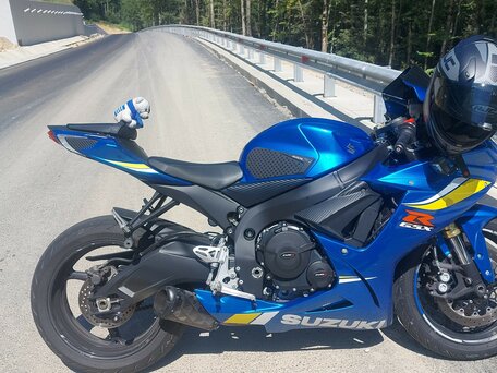 2011 Suzuki GSX-R 750, синий, 780000 рублей, вид 3