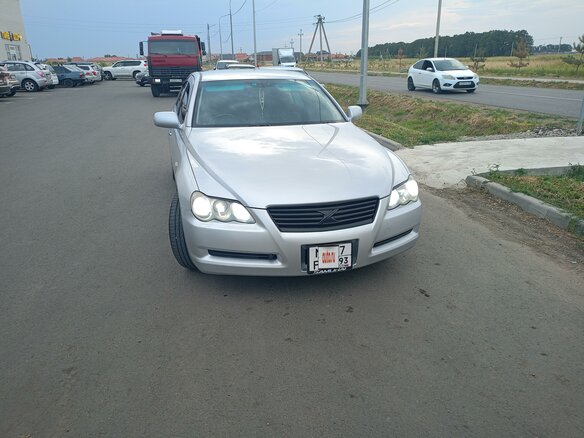 2005 Toyota Mark X I, серебристый, 1100000 рублей - вид 5