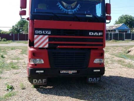 2000 DAF XF 95, красный, 2600000 рублей, вид 5