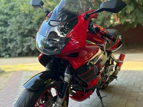 2000 Honda VTR 1000, красный, 349000 рублей, вид 2