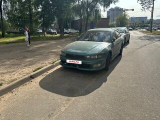 1998 Mitsubishi Galant VIII, зелёный, 300000 рублей, вид 1
