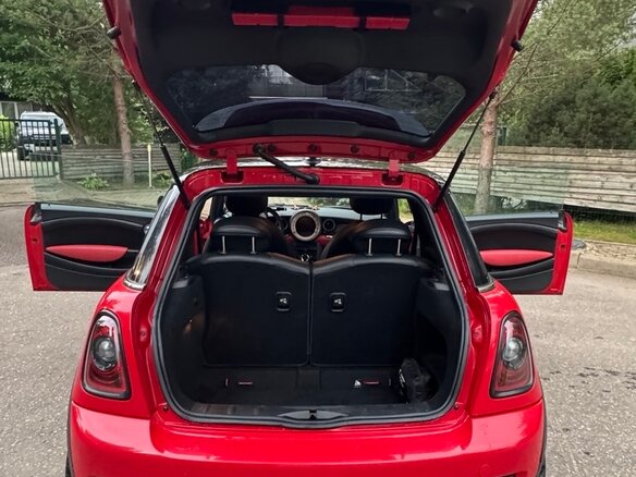 2013 Mini Hatch Cooper S II (R56) Рестайлинг, красный, 1250000 рублей - вид 6