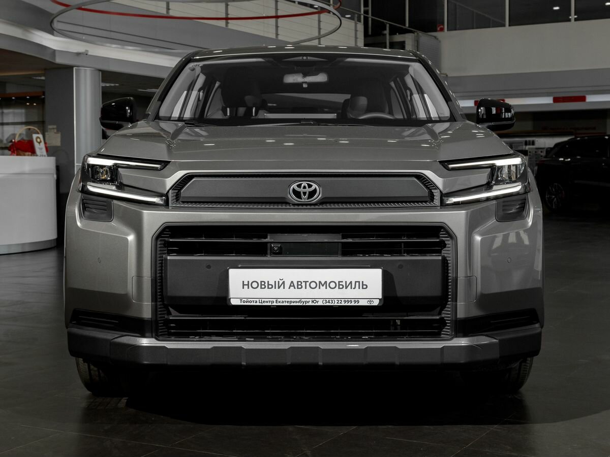 Открыть фотографии: Toyota RAV4 VI (XA60)