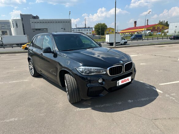 2018 BMW X5 40e III (F15), чёрный, 3900000 рублей - вид 1