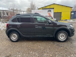 2017 Renault Sandero Stepway II, чёрный, 1180000 рублей, вид 4