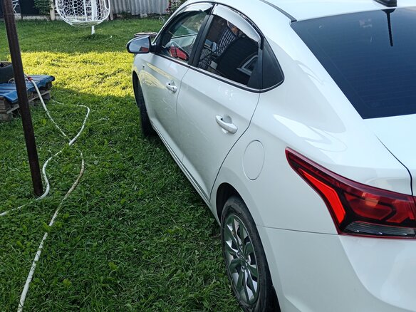 2018 Hyundai Solaris II, белый, 1300000 рублей - вид 10