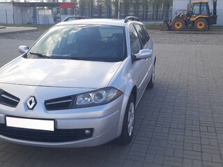 2009 Renault Megane II Рестайлинг, серебристый, 530000 рублей, вид 3
