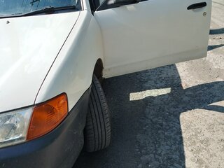 2002 Nissan AD II, белый, 350000 рублей, вид 2